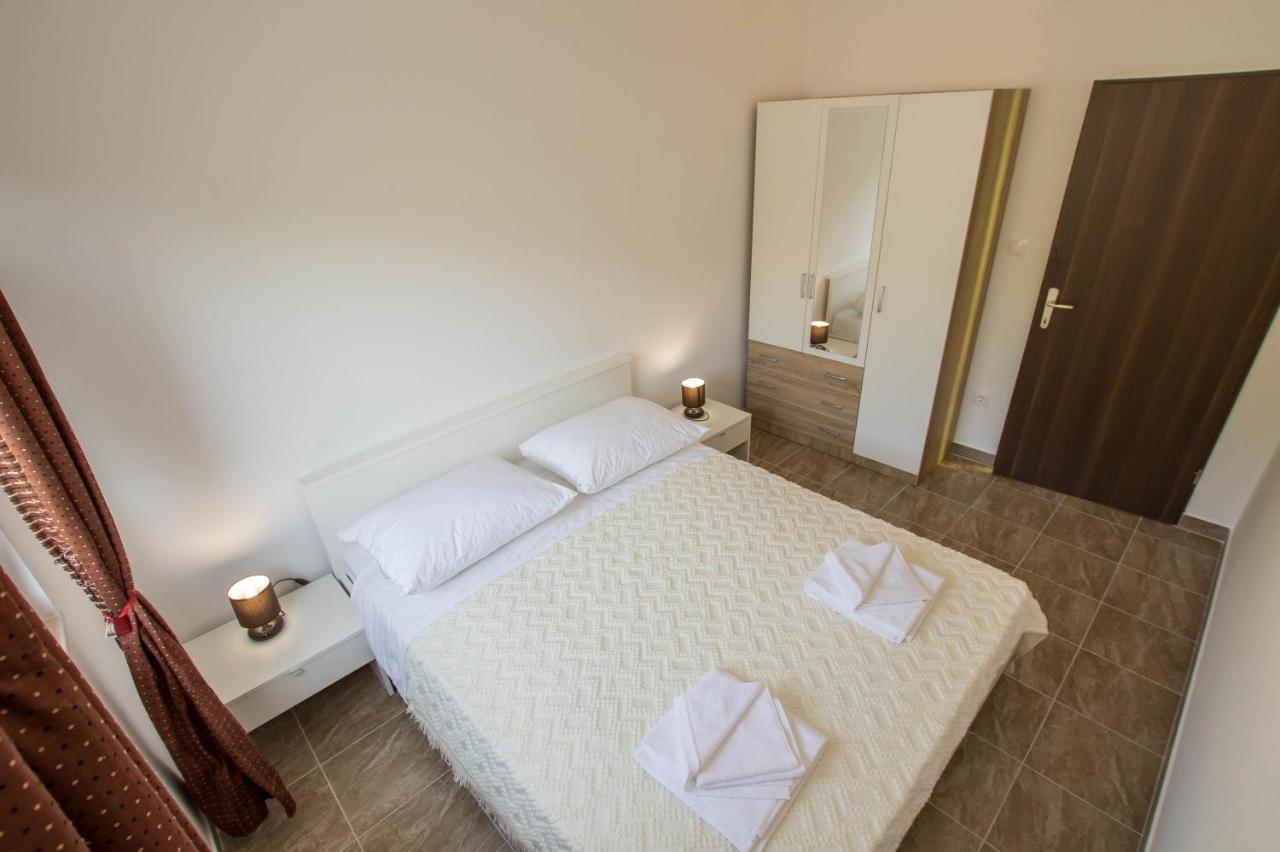 Apartment Andrea Трогир Экстерьер фото
